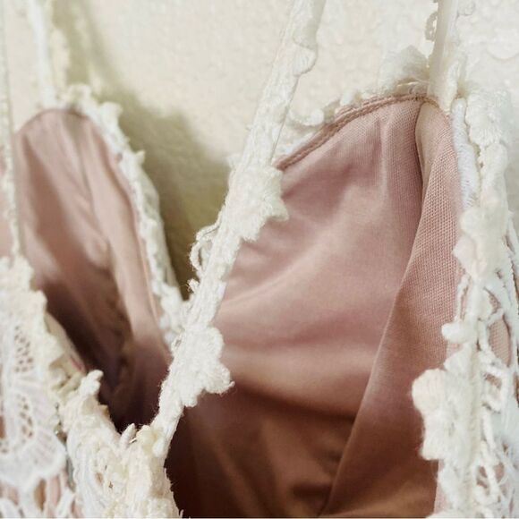 L’ATISTE by Amy White Crochet Lace Midi Dress Sz S - Picture 12 of 15